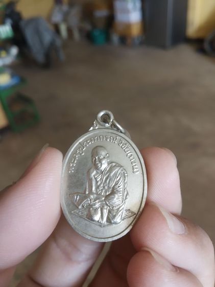 พระเหรียญเนื้อกะไหล่เงิน(พระพิมพ์พระครูประภากรณ์วิชัย(ทวน)หลังหลวงปู่ศุขวัดโพธิ์งาม(รุ่นสมโภชพระบรมสารีริกธาตุ)(ชัยนาท))พระเครื่องรางของมงคล รูปที่ 5