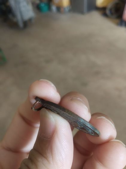 พระเหรียญเนื้อทองแดงรูปทรงไข่(พระเทพสิงห์บูรพาจารย์(จรัญ)หลังพระหลวงพ่อหินวัดโพกรวม(จังหวัดสิงห์บุรีปี2547))พระบ้านพระเครื่องรางของมงคล รูปที่ 16