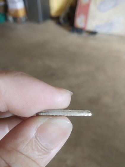 พระเหรียญทรงเตารีด(พระหลวงพ่อประสิทธิ์(วัดไทรน้อย)(เนื้อออกนวะเป็นเหรียญรุ่นเสาร์ห้า)(จังหวัดนนทบุรีปี2536))พระบ้านพระเครื่องรางของมงคล รูปที่ 17