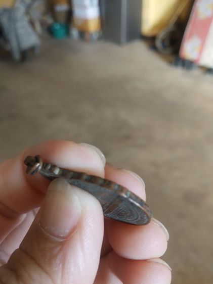 พระเหรียญเนื้อทองแดง(เหรียญพระบาทสมเด็จพระพุทธยอดฟ้าจุฬาโลกมหาราชฉลองกรุงเทพมหานครครบ200ปี(จตุรเสนาสมาคม))พระบ้านพระเครื่องรางของมงคล รูปที่ 12