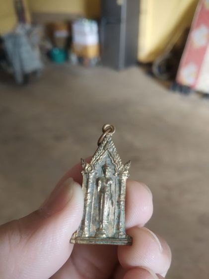 พระเหรียญพิมพ์ห้าเหลี่ยม(เหรียญพระพุทธจิตตภาวันวิทยาลัย(รุ่นที่6)(จังหวัดชลบุรี))พระเครื่องรางของมงคล รูปที่ 3