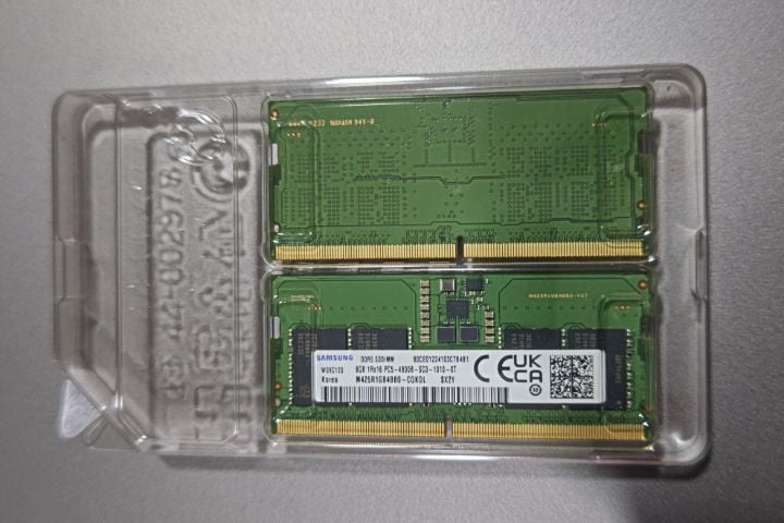 ขาย RAM DDR5 16GB (8x2)