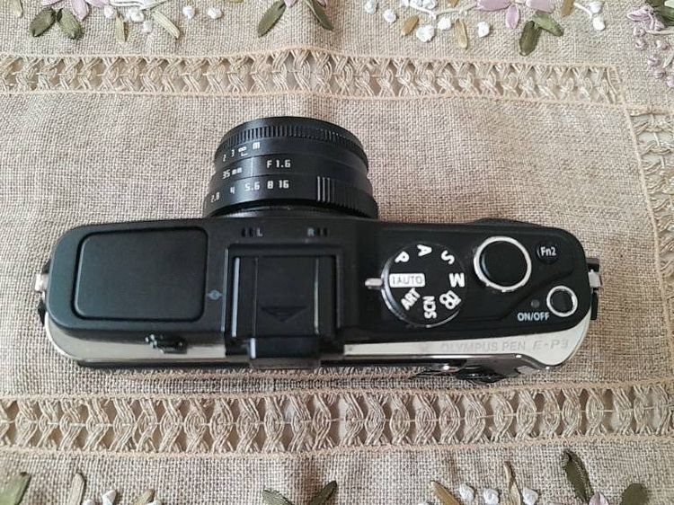 ขายกล้องโอลิมปัส olympus pen e-p3 + lens 35mm F1.6 เลนส์หน้าชัดหลังเบลอ ที่ชาร์จ สายคล้องกล้อง เมม8gb จอแสดงผลแบบทัชสกรีน Full HD video รูปที่ 8