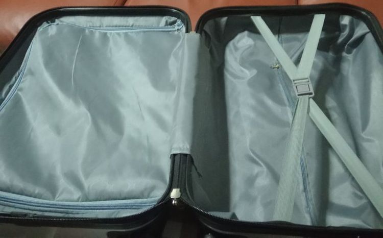 กระเป๋าเดินทางล้อลาก 20 นิ้ว สีเงิน รูปที่ 9