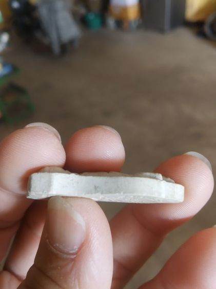 พระเนื้อผงผสมว่าน(พระผงรูปเหมือนพระหลวงพ่อรวยวัดเขาประชุมเทพหลังยันต์(รุ่นที่สอง)(จังหวัดระยอง))พระบ้านพระเครื่องรางของมงคล รูปที่ 18