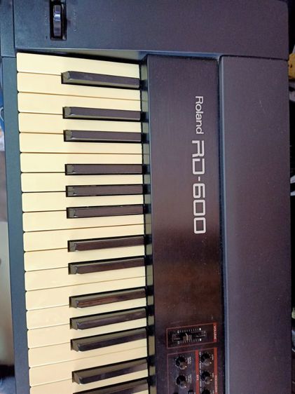 piano Roland RD600 รูปที่ 4