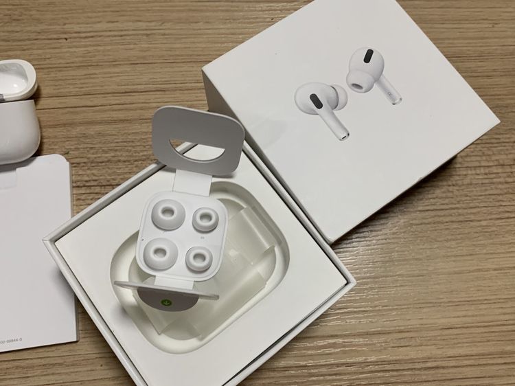 AirPods Pro Wireless Charging Case รูปที่ 7