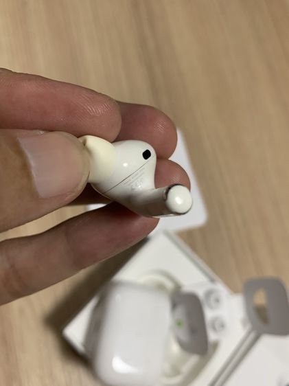 AirPods Pro Wireless Charging Case รูปที่ 4