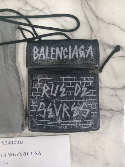 Balenciaga Graffiti Explorer Strap Pouch Leather Mini รูปที่ 2