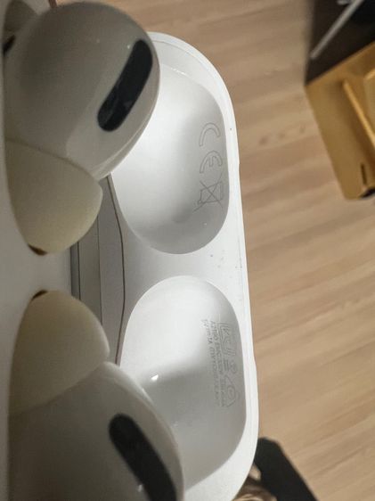 AirPods Pro Wireless Charging Case รูปที่ 11