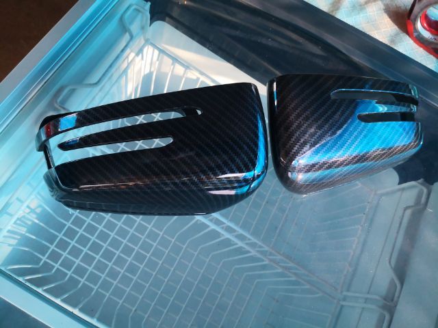 ฝาครอบกระจกมองข้าง Carbon สำหรับ Mercedes Benz รูปที่ 5