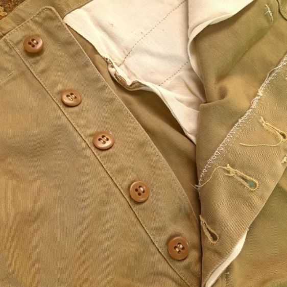 60s vintage rare item
Japanese Highway officer sanforize khaki pants
made in Japan
w32 -33🎌🎌🔴 รูปที่ 2
