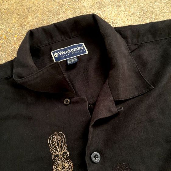 เสื้อลำลอง
Weekender
stitch embroidery black rayon Hawaiian shirts
🔵🔵🔵
