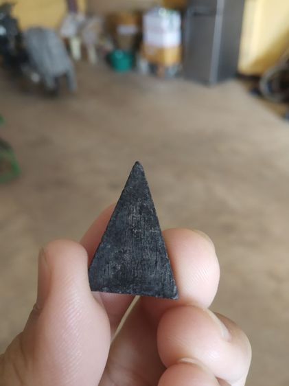 พระเนื้อผงผสมผงใบลานพิมพ์เล็ก(พระพิมพ์พระนางพญาหลังเรียบไม่ทราบเกจิที่สร้าง(040323))พระบ้านพระเครื่องรางของมงคล รูปที่ 2