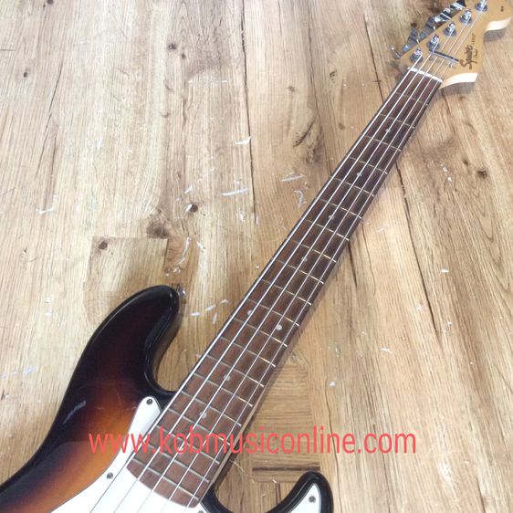 เบส5สาย ยี่ห้อ Squier By Fender รุ่น Jass Bass มือสอง ราคา 7,500 บาท รูปที่ 7