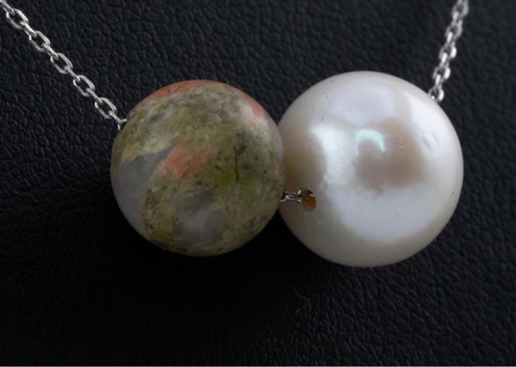 South Sea Pearl and Himalayan Stone Necklace รูปที่ 4