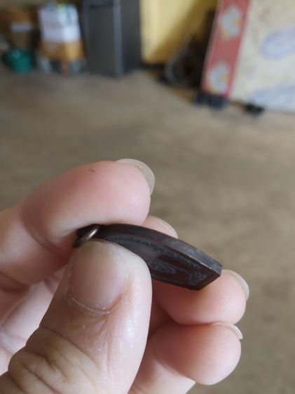 พระเหรียญเนื้อทองแดงรมดำ(พระพุทธลีลายอดเขาคิชฌกูฏหลังรอยพระพุทธบาท(จังหวัดจันทบุรี))พระบ้านพระเครื่องรางของมงคล รูปที่ 16