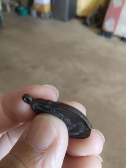 พระเหรียญเนื้อทองแดงรมดำ(เหรียญพระรูปเหมือนพระครูสมรวิทยากร(สุมะโน)(วัดเหนือ)(จังหวัดราชบุรี))พระบ้านพระเครื่องรางของมงคล รูปที่ 10