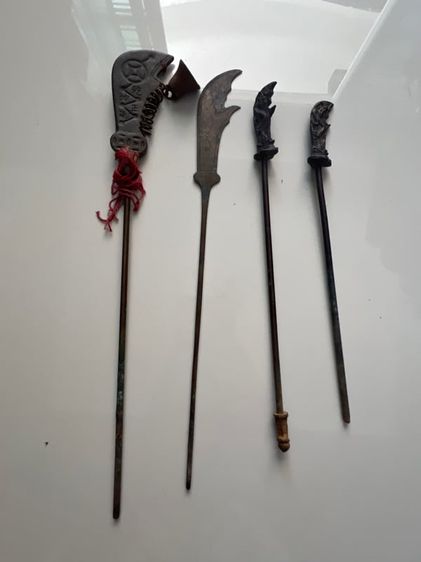 ทวนทองเหลืองกวนอูเก่า