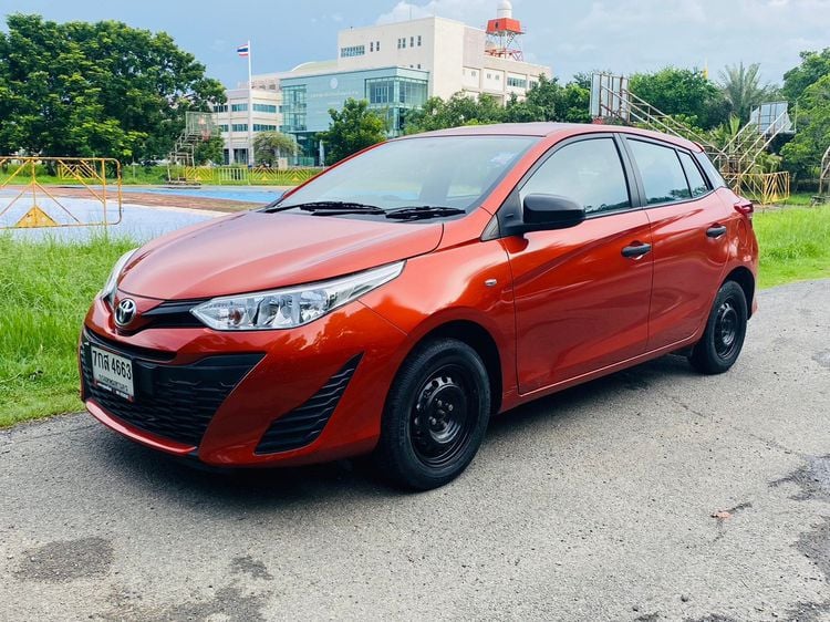 Toyota Yaris 2018 1.2 J Eco Sedan เบนซิน ไม่ติดแก๊ส เกียร์อัตโนมัติ ส้ม