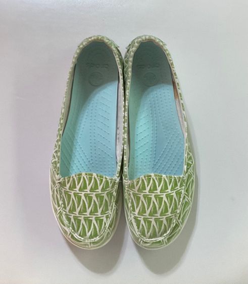 รองเท้าคัทชู Crocs รูปที่ 4