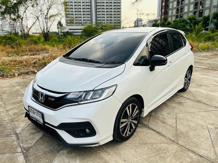 Honda Jazz 2019 1.5 RS i-VTEC Sedan เบนซิน ไม่ติดแก๊ส เกียร์อัตโนมัติ ขาว
