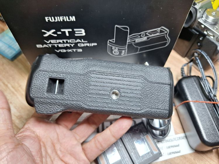 Veretical Battery Grip Fuji XT3 พร้อมแบตเตอรี่แท้ 2 ก้อน Fujifilm Fujinon รูปที่ 4