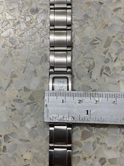 นาฬิกายี่ห้อ DKNY  ของแท้มือสอง สแตนเลสทั้งเรือน สายยาว 6 นิ้ว  950฿ รูปที่ 9