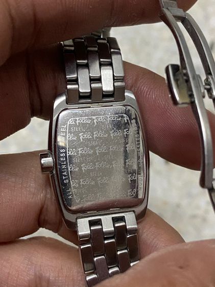 นาฬิกายี่ห้อ FOLLI  FOLLIE  ของแท้มือสอง สแตนเลสทั้งเรือน เพชรคริสตัลล้อมครบ ข้อมือ 6 นิ้วครึ่ง  1000฿ รูปที่ 3