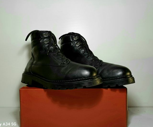 CALIF Boots, Men's 45EU(29.0cm) Genuine and Original ของแท้ มือ 2 สภาพใกล้เคียงของใหม่, รองเท้าบูท CALIF หนังแท้สวย พื้นเต็ม ไม่มีตำหนิใดๆ รูปที่ 3