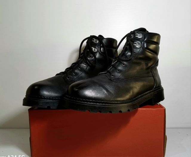 CALIF Boots, Men's 45EU(29.0cm) Genuine and Original ของแท้ มือ 2 สภาพใกล้เคียงของใหม่, รองเท้าบูท CALIF หนังแท้สวย พื้นเต็ม ไม่มีตำหนิใดๆ รูปที่ 2