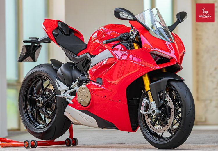Ducati​ Panigale V4S ปี2018 เจ้าของเดียว วิ่ง13,000โล ประวัติครบ  รูปที่ 1