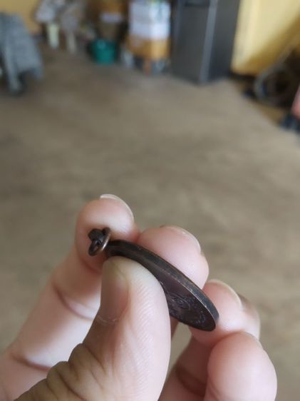 พระเหรียญเนื้อทองแดงรูปทรงไข่(พระเจ้าทองทิพย์(วัดบ้านต๋อ)(พระหลวงพ่อเกษมเขมโกปลุกเสก)(จังหวัดลำปางปี2535))พระบ้านพระเครื่องรางของมงคล รูปที่ 13