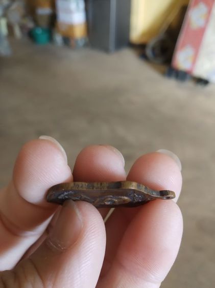 พระเหรียญเนื้อทองแดง(พระรูปเหมือนพระหลวงพ่อหมื่นหลังพระรูปเหมือนท่านพ่อเลี่ยน(ติกขญาโน)(ปี2539))พระบ้านพระเครื่องรางของมงคล รูปที่ 17