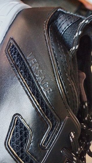 รองเท้าผ้าใบ Versace  รูปที่ 4