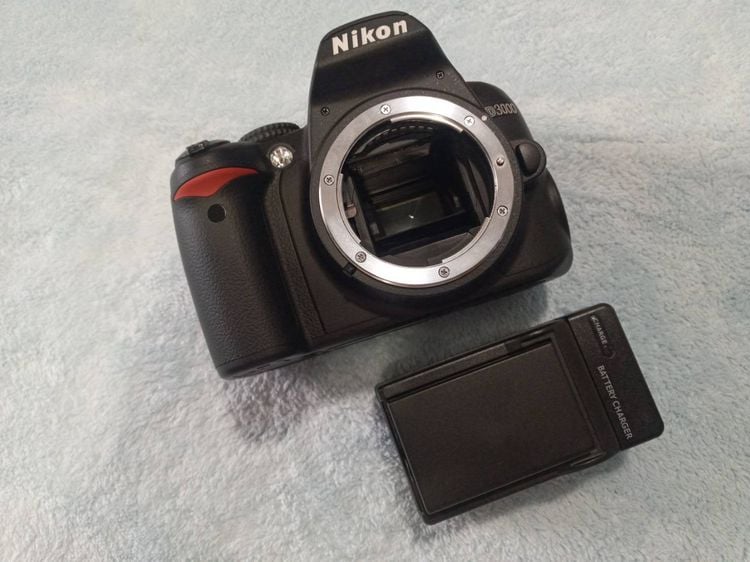 กล้อง DSLR ไม่กันน้ำ Nikon D3000