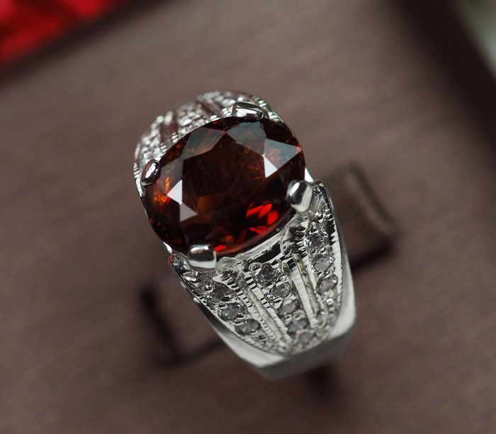 แหวนพลอยแท้โกเมนสีแดงส้ม 2.05 กะรัต (10419) รูปที่ 2