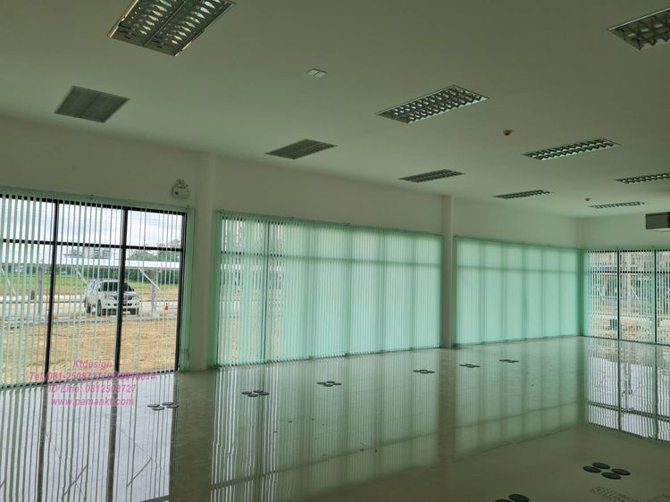 ฉากกั้นห้อง ฉากกั้นแอร์ ฉากพีวีซี ม่านม้วน ม่านปรับแสง มู่ลี่ ผ้าม่าน วอลล์เปเปอร์ รับติดฟิล์มกรองแสง รับซักผ้าม่าน 0812508727 รูปที่ 16