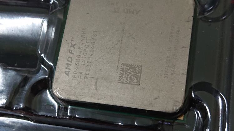 บอรด์กับซีพียู รูปที่ 2