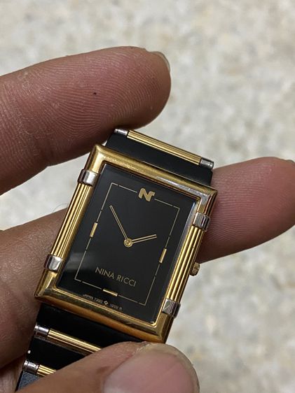 นาฬิกายี่ห้อ NINA RICCI x SEIKO  ควอทซ์ ของแท้มือสอง สภาพสวย สายยาว 18 เซนติเมตร  1500฿  รูปที่ 5
