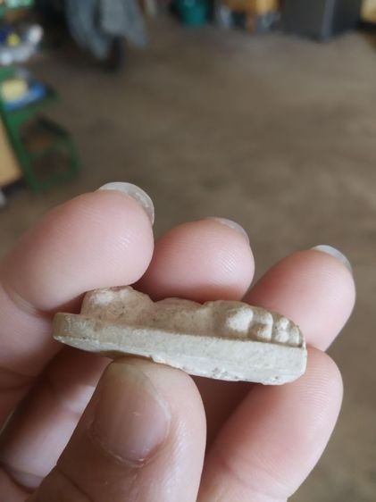 พระเนื้อผงผสมว่าน(พระหลวงปู่ทวดวัดห้วยแม่ค้า(จังหวัดแพร่))พระบ้านพระเครื่องรางของมงคล รูปที่ 11