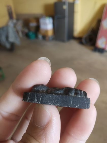 พระเนื้อว่าน(พระหลวงปู่ทวดวัดพระมหาธาตุ(หลวงปู่เขียววัดห้วยเงาะและเกจิสายใต้ร่วมปลุกเสก)(จังหวัดนครศรีธรรมราช)(รุ่นเจ้าสัว52))พระบ้านของมงคล รูปที่ 16