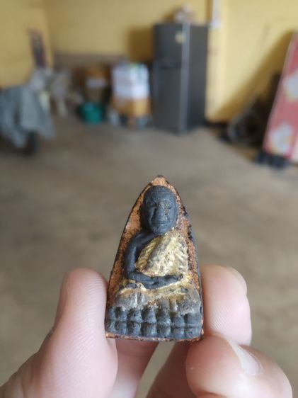 พระเนื้อว่านผสมผง(พระหลวงปู่ทวดวัดช้างให้(รุ่นสันติสุโข)(ไม่ทราบพระเกจิที่สร้าง))พระบ้านพระเครื่องรางของมงคล รูปที่ 4