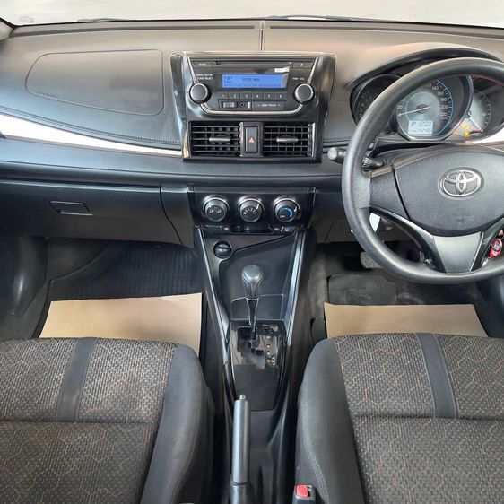 Toyota Vios 2017 1.5 E Sedan เบนซิน ไม่ติดแก๊ส เกียร์อัตโนมัติ บรอนซ์เงิน รูปที่ 2