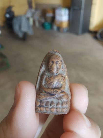 พระเนื้อดินผสมผง(พระพิมพ์พระรูปเหมือนพระหลวงปู่ทวดหลังเรียบ(เนื้อออกสีส้มเข้ม)(ไม่ทราบเกจิที่สร้าง)(070305))พระบ้านพระเครื่องรางของมงคล รูปที่ 2