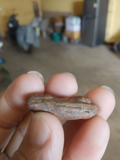 พระเนื้อดินผสมผง(พระพิมพ์พระรูปเหมือนพระหลวงปู่ทวดหลังเรียบ(เนื้อออกสีส้มเข้ม)(ไม่ทราบเกจิที่สร้าง)(070305))พระบ้านพระเครื่องรางของมงคล รูปที่ 14