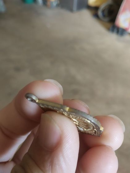 พระเหรียญเนื้อกะไหล่ทอง(พระรูปเหมือนพระครูสุนทร(อาภาสสโร)(วัดตานิวพัฒนาราม)(จังหวัดนครสวรรค์ปี2561))พระบ้านพระเครื่องรางของมงคล รูปที่ 13