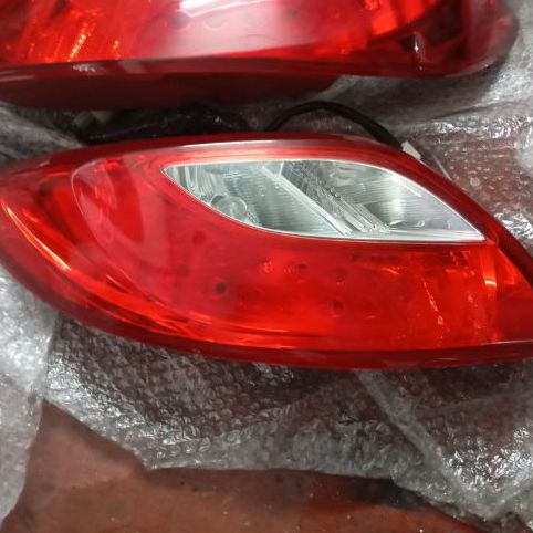 ไฟท้าย มาสด้า 2 รูปที่ 4