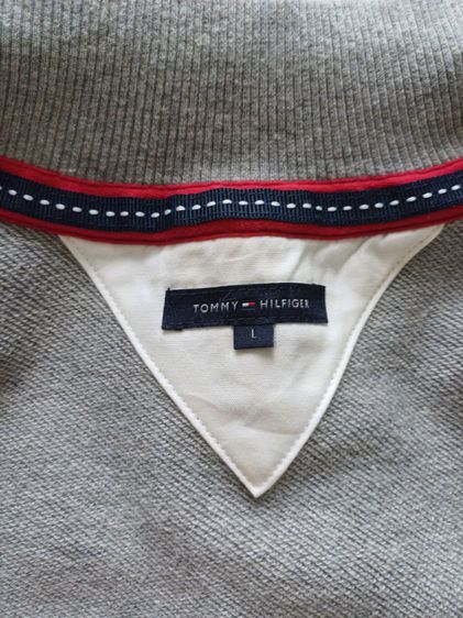 Tommy Hilfiger Vintage 2009  Cardigan Size L  สีเทา กระดุมหน้า คอปีน
ผ้า Cotton Unisex  รูปที่ 2