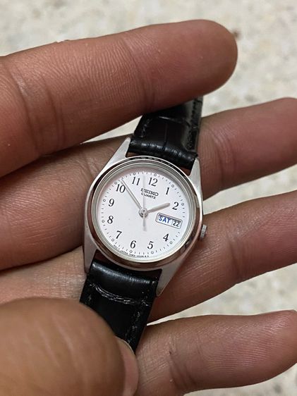 นาฬิกายี่ห้อ SEIKO  ควอทซ์ เลดี้ แท้มือสอง สายเปลี่ยนใหม่  650฿ รูปที่ 2